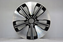Load image into Gallery viewer, 1x Alufelge 18 Zoll 7.5&quot; 5x112 53,5ET A2434011300 Mercedes-Benz Eqb Rim Wheel