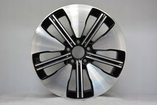 Load image into Gallery viewer, 1x Alufelge 18 Zoll 7.5" 5x112 53 5ET A2434011300 Mercedes-Benz Eqb Rim Wheel FEL5966046068gw
