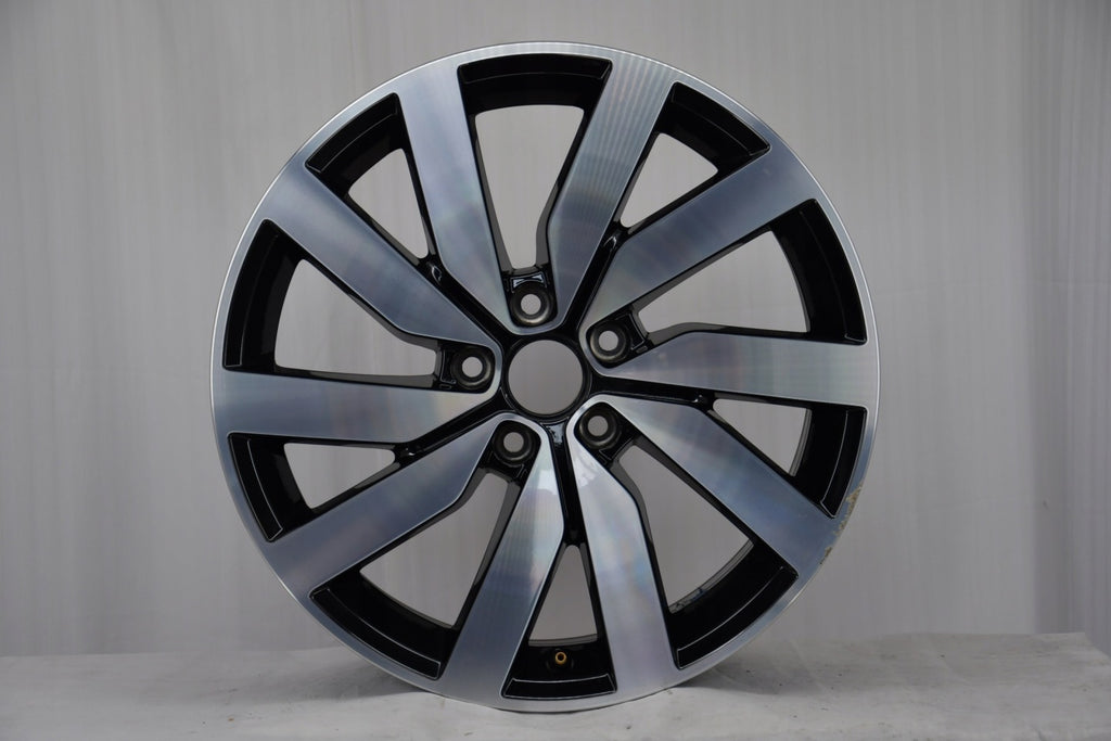 1x Alufelge 18 Zoll 7.5" 5x112 51ET Glanz Schwarz 5G0601025 VW Golf Vii FEL7049438797ii