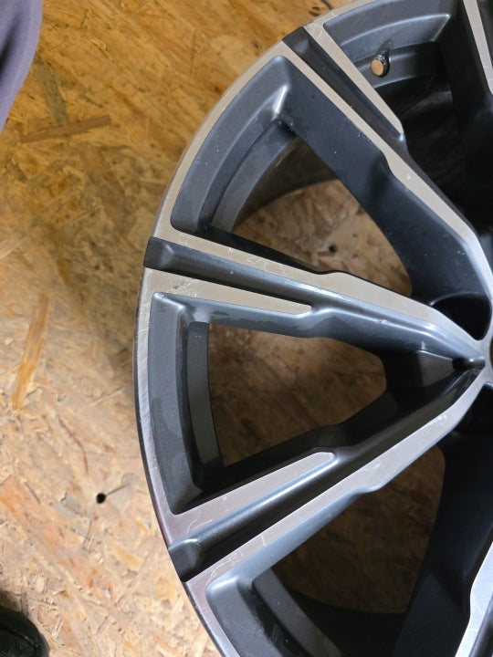 1x Alufelge 20 Zoll 9.0" 5x112 35ET Glanz Graphit 8071996 BMW Mg Rim Wheel FEL1707731076gn