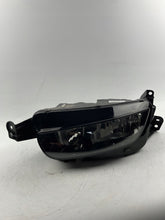 Laden Sie das Bild in den Galerie-Viewer, Frontscheinwerfer Citroën C4 Grand Picasso II 9677217380-01 Links Headlight SCH2338496407be