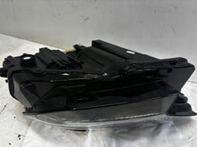 Laden Sie das Bild in den Galerie-Viewer, Frontscheinwerfer Audi E-Tron Sportback Q4 89A941035F Vorderseite Headlight SCH8978992810mm