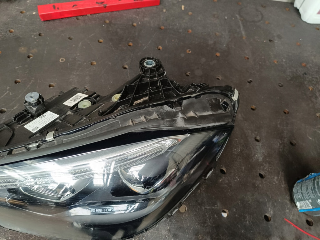 Frontscheinwerfer Mercedes-Benz W206 A2069060703 LED Links Headlight SCH8962927692kn