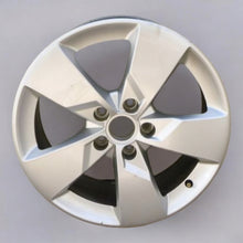 Load image into Gallery viewer, 1x Alufelge 17 Zoll 7.0&quot; 5x112 47ET 8S0601025J Audi Tt Rim Wheel