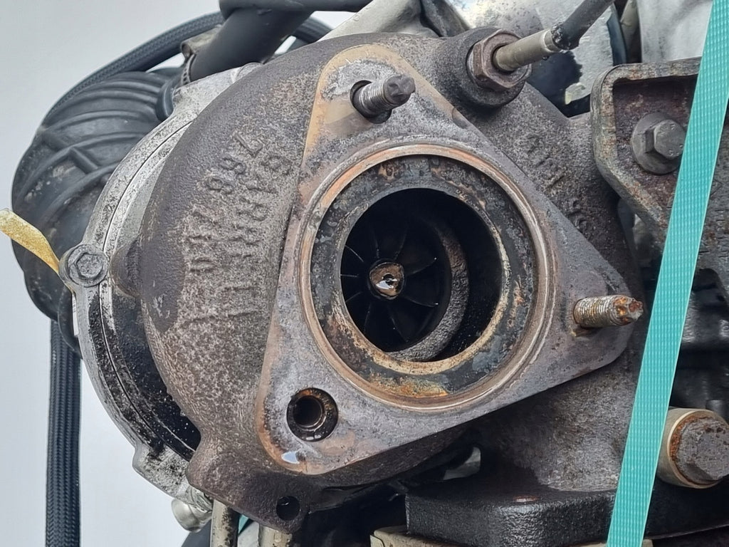 Motor Renault Laguna III M9R805 2.0 DCI 150PS 110kW 2007 Diesel Unkomplett