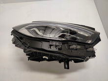 Laden Sie das Bild in den Galerie-Viewer, Frontscheinwerfer Mercedes-Benz W247 A2479066401 Full LED Rechts Headlight SCH9244564681dd