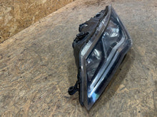 Laden Sie das Bild in den Galerie-Viewer, Frontscheinwerfer Seat Leon 5F1941015B Links Scheinwerfer Headlight