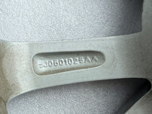 Load image into Gallery viewer, 1x Alufelge 16 Zoll 6.5" 5x100 43ET Glanz Silber 5J0601025AA Skoda Roomster FEL1667278754ui