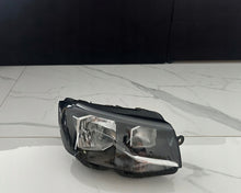 Laden Sie das Bild in den Galerie-Viewer, Frontscheinwerfer VW Transporter 90073565 7E1941016AC Rechts Headlight SCH7376630959up