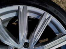 Load image into Gallery viewer, 1x Alufelge 20 Zoll 8.5" 5x112 20ET Glanz Silber 4M8601025T Audi Q8 Rim Wheel FEL2700481308wy