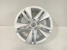 Laden Sie das Bild in den Galerie-Viewer, 1x Alufelge 18 Zoll 7.5" 5x112 51ET Glanz Silber 5H0601025 VW Golf Viii FEL7864237964id