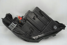 Laden Sie das Bild in den Galerie-Viewer, Frontscheinwerfer Opel Corsa F 39162653 354261827 Links Scheinwerfer Headlight SCH9927524175gi
