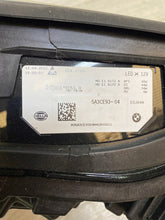 Laden Sie das Bild in den Galerie-Viewer, Frontscheinwerfer BMW IX I20 5A3CE93-04 Links Scheinwerfer Headlight