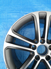 Laden Sie das Bild in den Galerie-Viewer, 1x Alufelge 18 Zoll 7.5" 5x112 40ET Glanz Grau A2064016400 Mercedes-Benz W206 Mg FEL6404036566wj