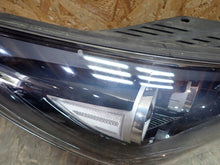 Load image into Gallery viewer, Frontscheinwerfer Hyundai I30 Pde 92102-G4120 Full LED Rechts Headlight SCH5734106936rn