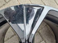 Laden Sie das Bild in den Galerie-Viewer, 1x Alufelge 20 Zoll 10.5&quot; 5x108 38ET MX53-1007-DA Jaguar Rim Wheel