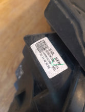 Laden Sie das Bild in den Galerie-Viewer, Frontscheinwerfer Hyundai Tucson 92207N7100 220346L009N100SN4 LED Links SCH9480010069yu