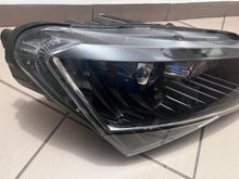 Load image into Gallery viewer, Frontscheinwerfer Skoda Superb III 3V1941016B Xenon Rechts Headlight
