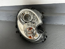 Load image into Gallery viewer, Frontscheinwerfer Mini R57 R55 R56 06-162705-03 Xenon Rechts Headlight SCH4798248164cr