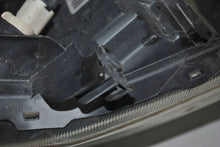 Laden Sie das Bild in den Galerie-Viewer, Frontscheinwerfer Toyota Auris 8115002460 Links Scheinwerfer Headlight SCH8442857222ke