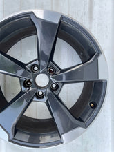 Load image into Gallery viewer, 1x Alufelge 19 Zoll 8.0&quot; 5x112 45ET Glanz Grau 81A601025M Audi Q2 Mg Rim Wheel