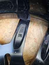 Laden Sie das Bild in den Galerie-Viewer, 1x Alufelge 19 Zoll 8.5" 5x112 35ET 8747304 BMW Rim Wheel FEL1521521093uu