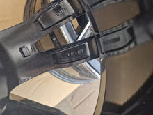 Load image into Gallery viewer, 1x Alufelge 20 Zoll 8.0" 5x112 26ET Glanz 8072027 BMW G30 Rim Wheel FEL8558132401sk