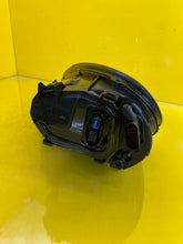 Laden Sie das Bild in den Galerie-Viewer, Frontscheinwerfer Porsche Panamera 970 97063107004 Xenon Rechts Headlight SCH1101065113sd