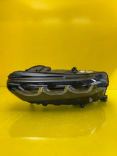Laden Sie das Bild in den Galerie-Viewer, Frontscheinwerfer Alfa Romeo 00505643940 LED Links Scheinwerfer Headlight SCH1319821850lt