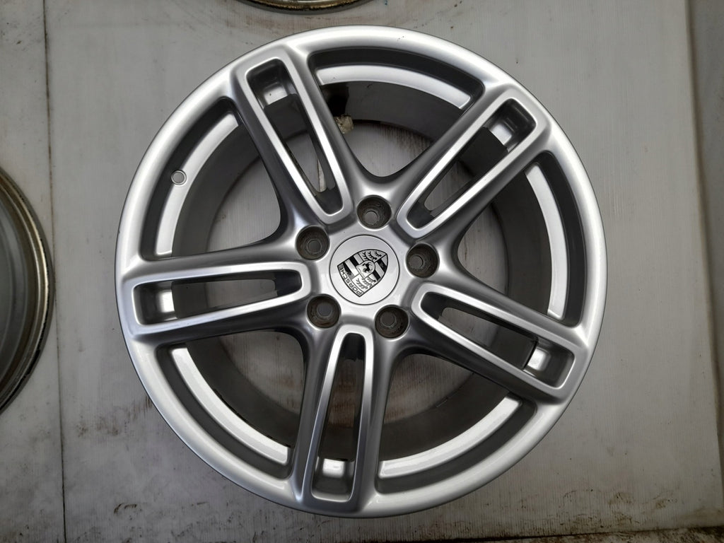1x Alufelge 19 Zoll 10.0" 5x130 61ET Glanz Silber 97036216004 Porsche Rim Wheel FEL6873826624pd