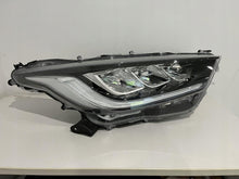 Load image into Gallery viewer, Frontscheinwerfer Toyota Yaris LED Rechts Scheinwerfer Headlight SCH2626198417rw