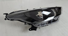 Load image into Gallery viewer, Frontscheinwerfer Toyota Yaris LED Rechts Scheinwerfer Headlight SCH2530610955fc