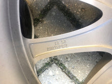 Laden Sie das Bild in den Galerie-Viewer, 4x Alufelge 17 Zoll 7.5" 5x112 27ET Glanz Silber 6868217 BMW G30 G11 Rim Wheel FEL1543636902pj