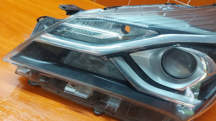 Frontscheinwerfer Toyota Yaris OD-199 0D-200 LED Links Scheinwerfer Headlight SCH1915939628ts