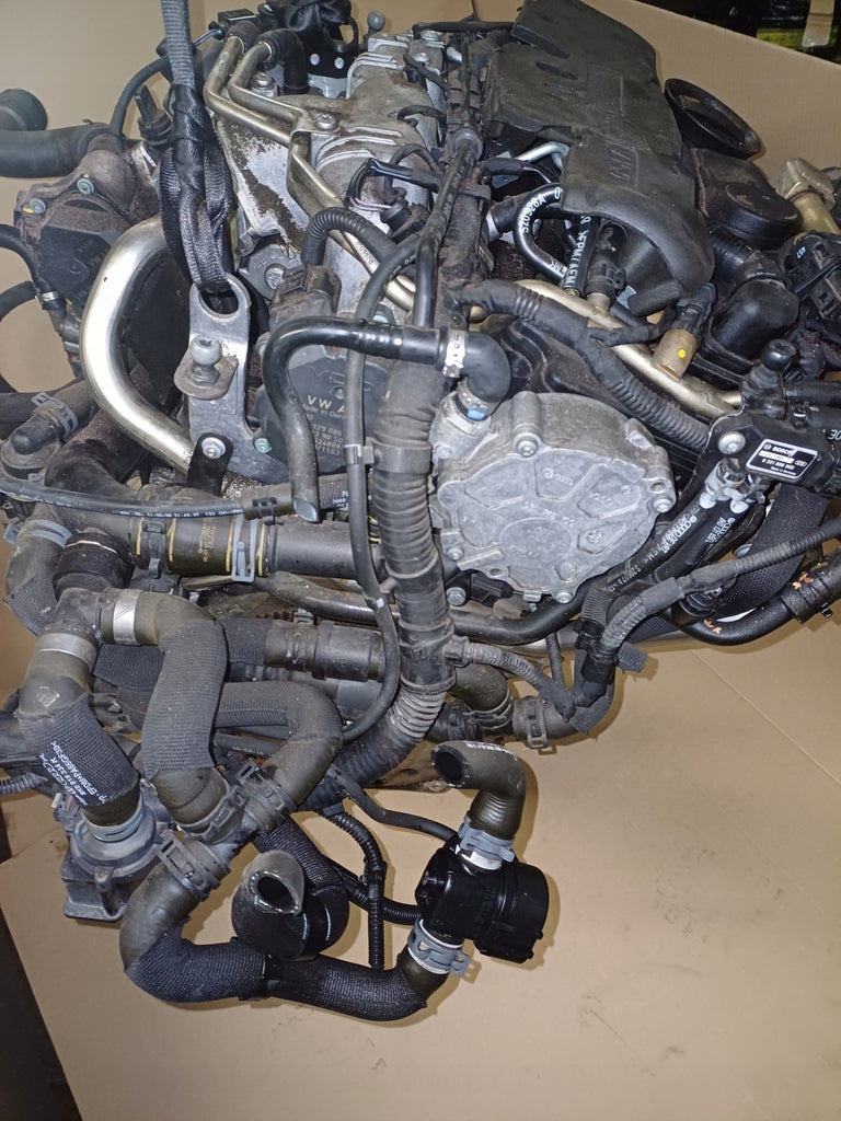 Motor Audi A4 B8 CAGA 2.0 TDI 143PS 105kW 2018 Diesel Engine Komplett