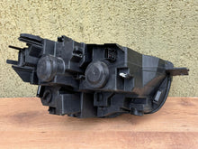 Laden Sie das Bild in den Galerie-Viewer, Frontscheinwerfer Opel E Combo 9816825580 90145298 Links Scheinwerfer Headlight SCH8969168514di