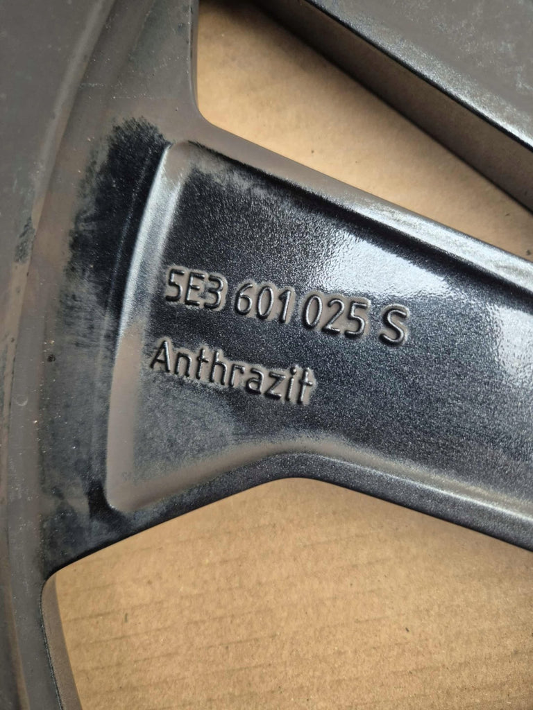 1x Alufelge 19 Zoll 7.5" 5x112 48ET Glanz Graphit 5E3601025S Skoda I Rim Wheel FEL1255630964ql