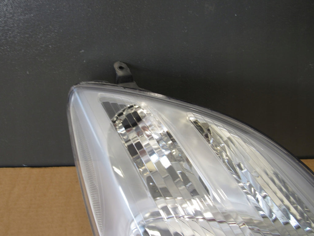 Frontscheinwerfer Toyota Yaris 81110-OD330 Rechts Scheinwerfer Headlight SCH6859808440nk