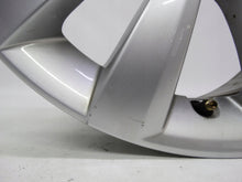 Load image into Gallery viewer, 1x Alufelge 16 Zoll 6.5" 5x112 44ET Glanz Silber 5C0601025T VW Beetle Rim Wheel FEL4726700043aq