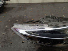 Laden Sie das Bild in den Galerie-Viewer, Frontscheinwerfer Hyundai I30 III 92101G4600 LED Links Scheinwerfer Headlight SCH5497580736oq
