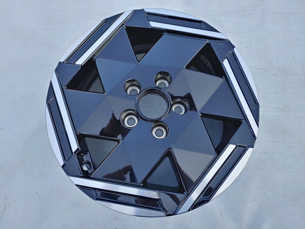 1x Alufelge 16 Zoll 6.5" 5x114.3 40ET Glanz Schwarz R32665 Nissan Leaf Rim Wheel