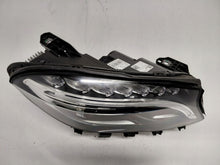 Laden Sie das Bild in den Galerie-Viewer, Frontscheinwerfer Mercedes-Benz Gla A1569061800 Xenon Rechts Headlight SCH8660341173of