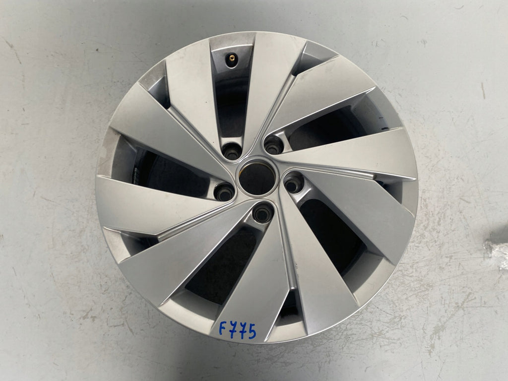 1x Alufelge 17 Zoll 7.5" 5x112 5H0601025BE VW Golf VIII I Rim Wheel FEL8107693648zg