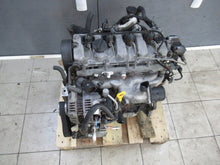 Laden Sie das Bild in den Galerie-Viewer, Motor Hyundai Kia D4EA CRDi Diesel Engine Unkomplett