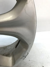 Load image into Gallery viewer, 1x Alufelge 17 Zoll 7.0" 5x114.3 48ET Glanz Silber 52910-2P270 Kia Sorento Ii FEL4022473712lr