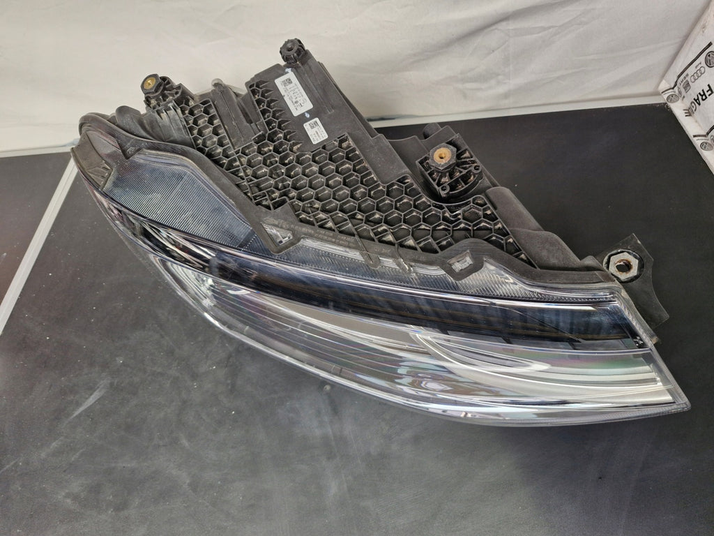 Frontscheinwerfer VW Caddy 2K8941036E Rechts Scheinwerfer Headlight SCH6818751779sy