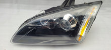 Load image into Gallery viewer, Frontscheinwerfer Ford Focus 4M51-13W030-NE Xenon Links Scheinwerfer Headlight