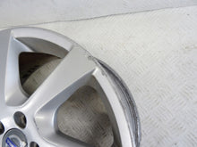 Laden Sie das Bild in den Galerie-Viewer, 1x Alufelge 17 Zoll 7.0&quot; 5x108 50ET 31341738 Volvo S60 V60 V70 Rim Wheel