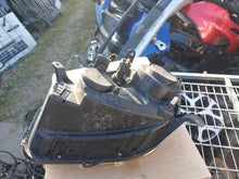 Laden Sie das Bild in den Galerie-Viewer, Frontscheinwerfer Dacia Duster 260107466R Rechts Scheinwerfer Headlight