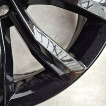 Laden Sie das Bild in den Galerie-Viewer, 1x Alufelge 18 Zoll 7.0" 5x112 2GA601025AB VW T-Roc Rim Wheel FEL2585908277ke